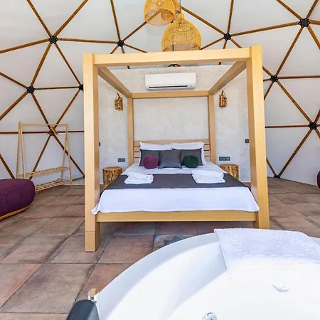 Kalkan Dome Suites & Deluxe -honeymoon Glamping In Kalkan-antalya Ξενοδοχείο *